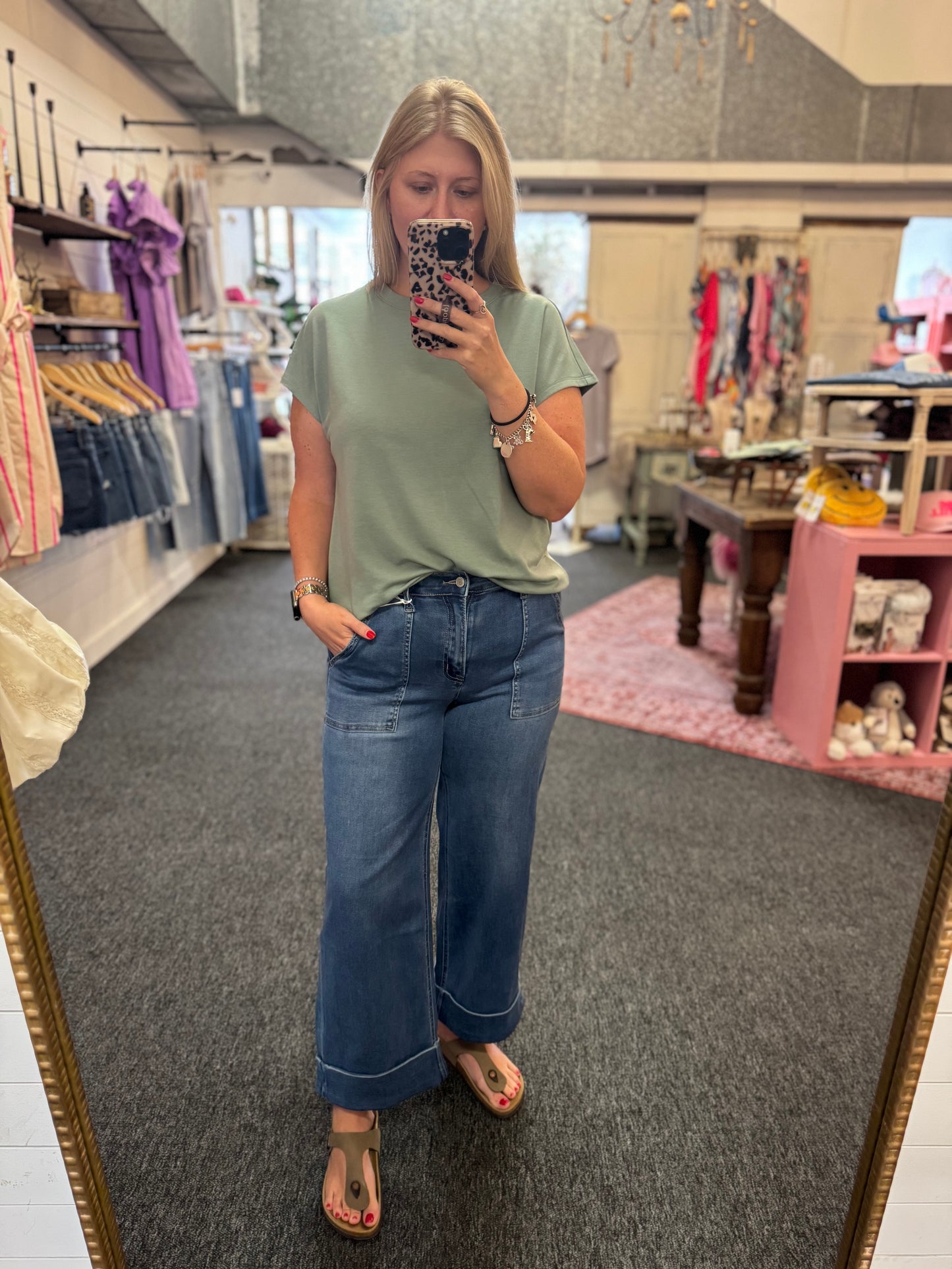 Butter Soft Wide Leg Jean, Med. Wash