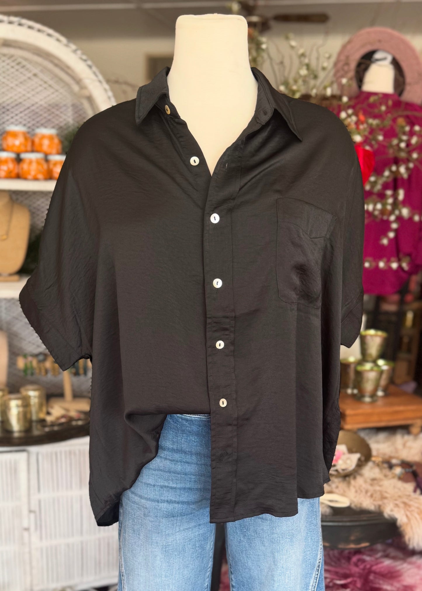 Front Pocket Button Down, Black